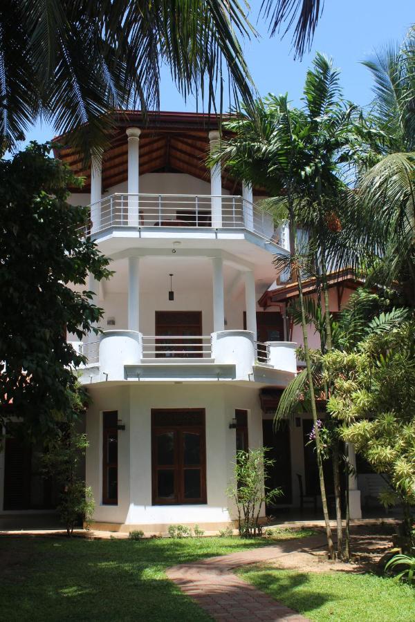Helianto Social Villa Bentota Exteriér fotografie