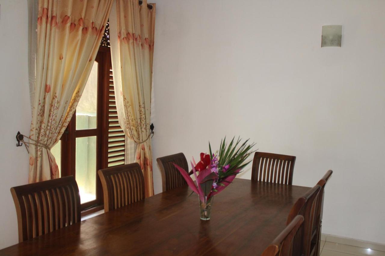 Helianto Social Villa Bentota Exteriér fotografie