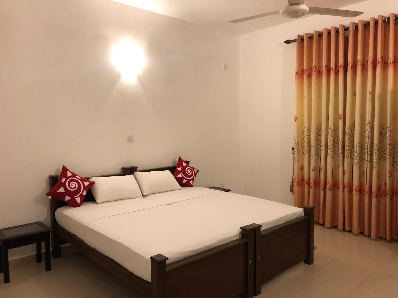 Helianto Social Villa Bentota Exteriér fotografie