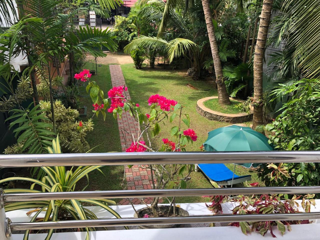 Helianto Social Villa Bentota Exteriér fotografie