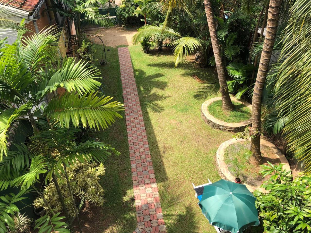 Helianto Social Villa Bentota Exteriér fotografie